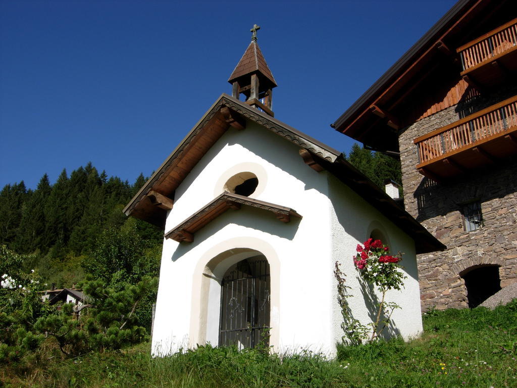 Maso Sveseri Montesover Exterior photo